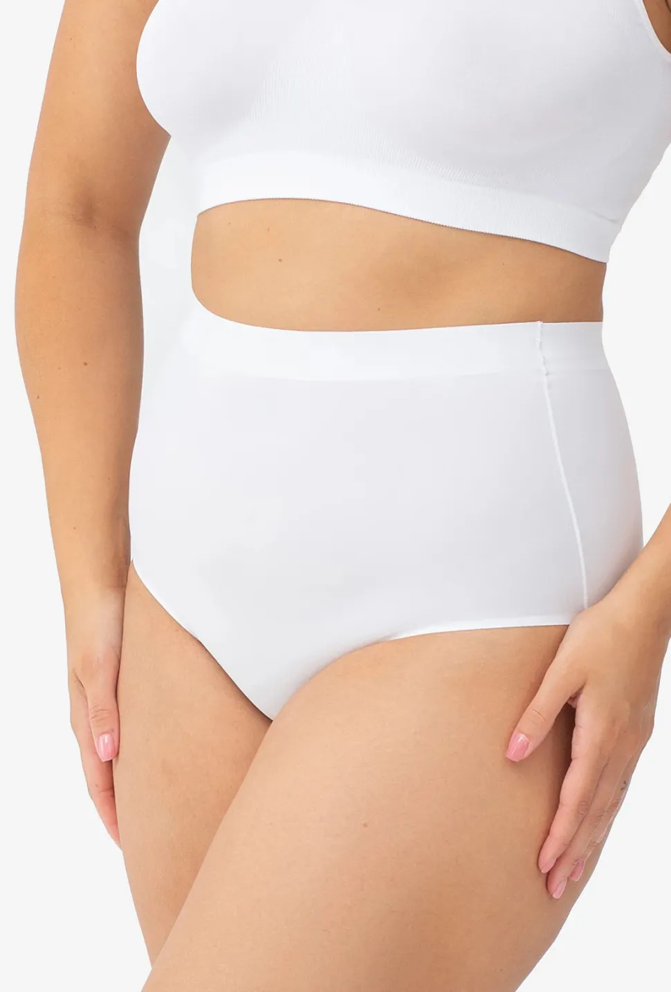 Majtki cięte laserowo z wysokim stanem Bikini Thalia Softi