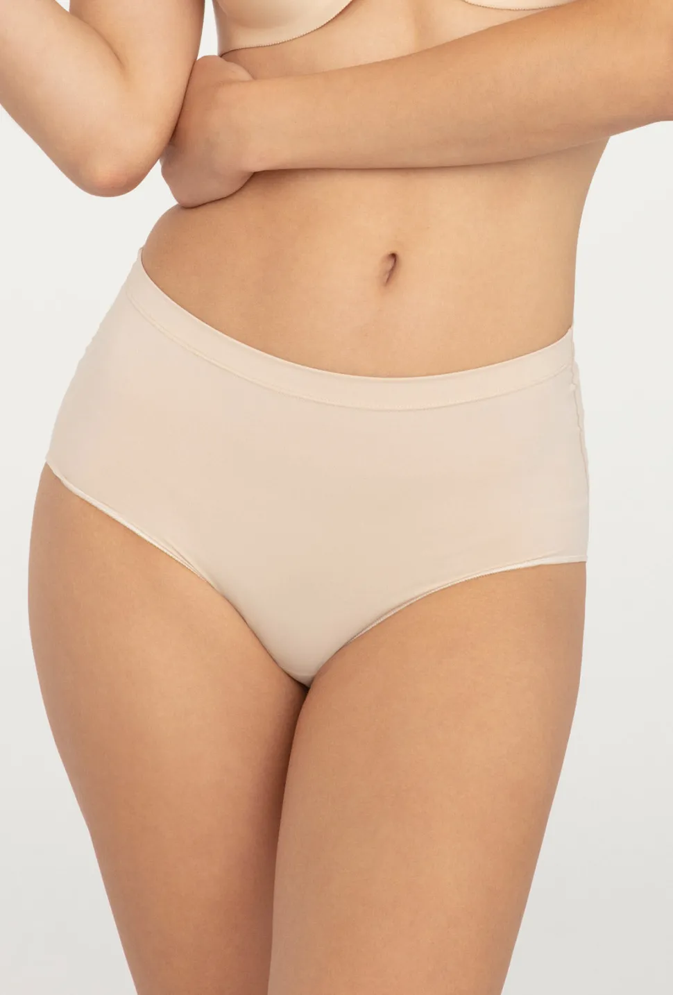 Majtki modelujące Shape line bikini
