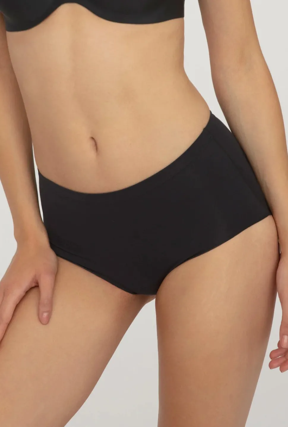 Majtki modelujące Shape line bikini classic
